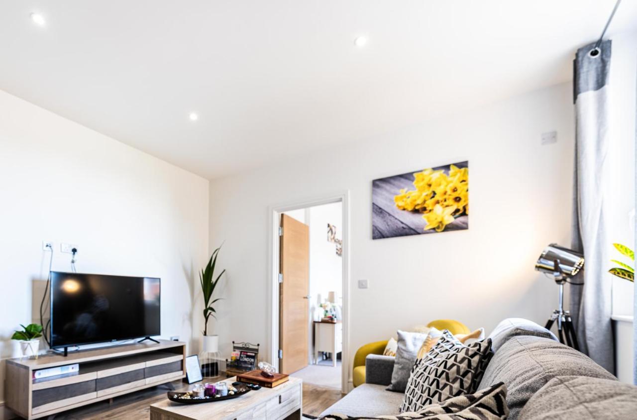 Mission Wave - Venture Apartment Staines-upon-Thames Eksteriør bilde