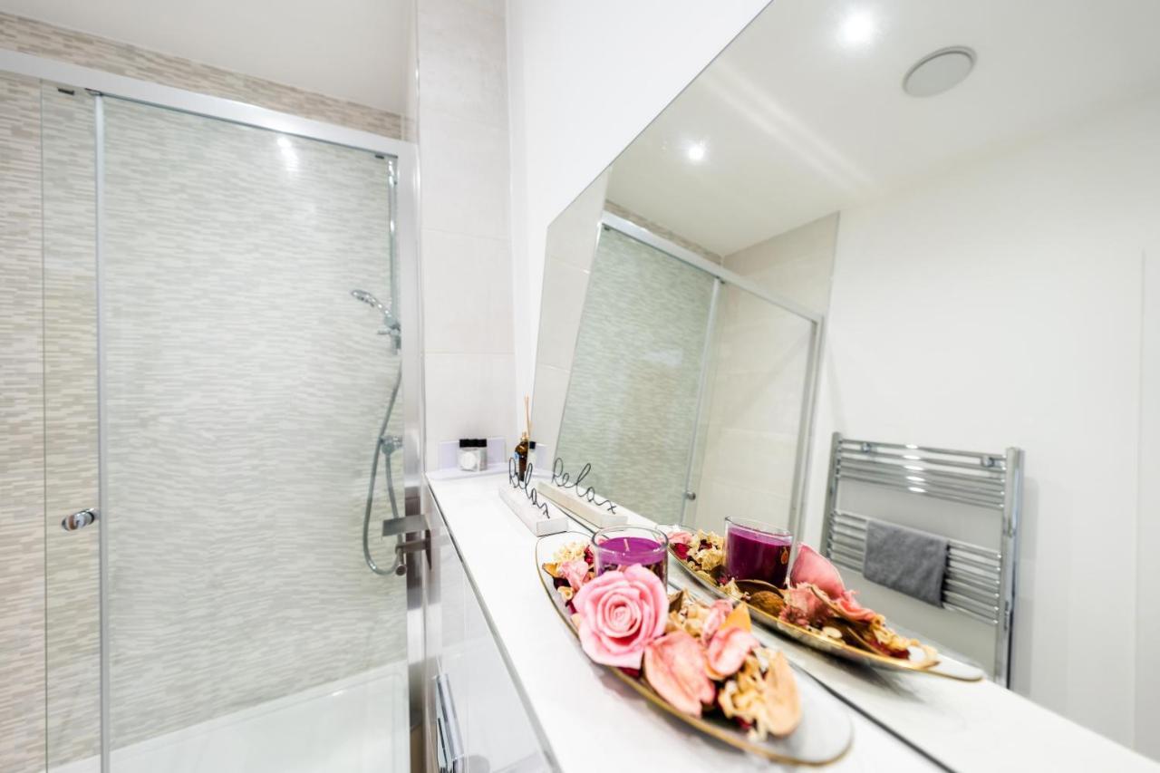Mission Wave - Venture Apartment Staines-upon-Thames Eksteriør bilde