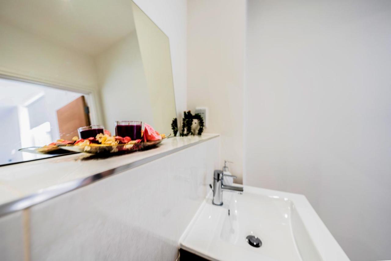 Mission Wave - Venture Apartment Staines-upon-Thames Eksteriør bilde