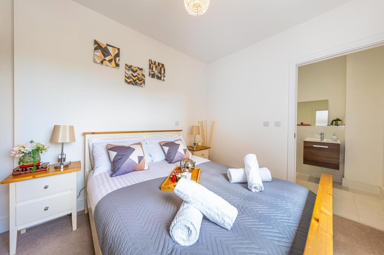 Mission Wave - Venture Apartment Staines-upon-Thames Eksteriør bilde