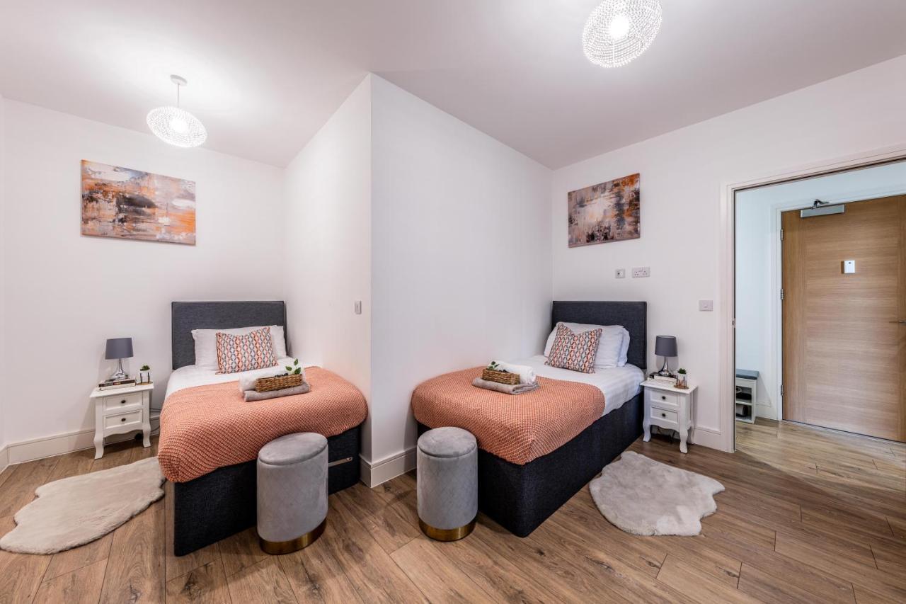 Mission Wave - Venture Apartment Staines-upon-Thames Eksteriør bilde