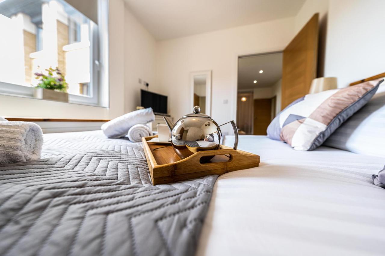 Mission Wave - Venture Apartment Staines-upon-Thames Eksteriør bilde
